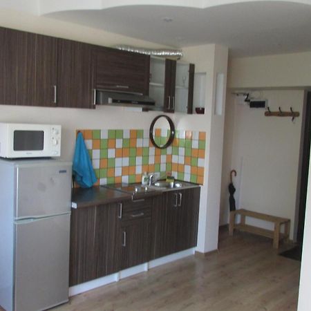 Tomik Apartment เลียปาญา ภายนอก รูปภาพ
